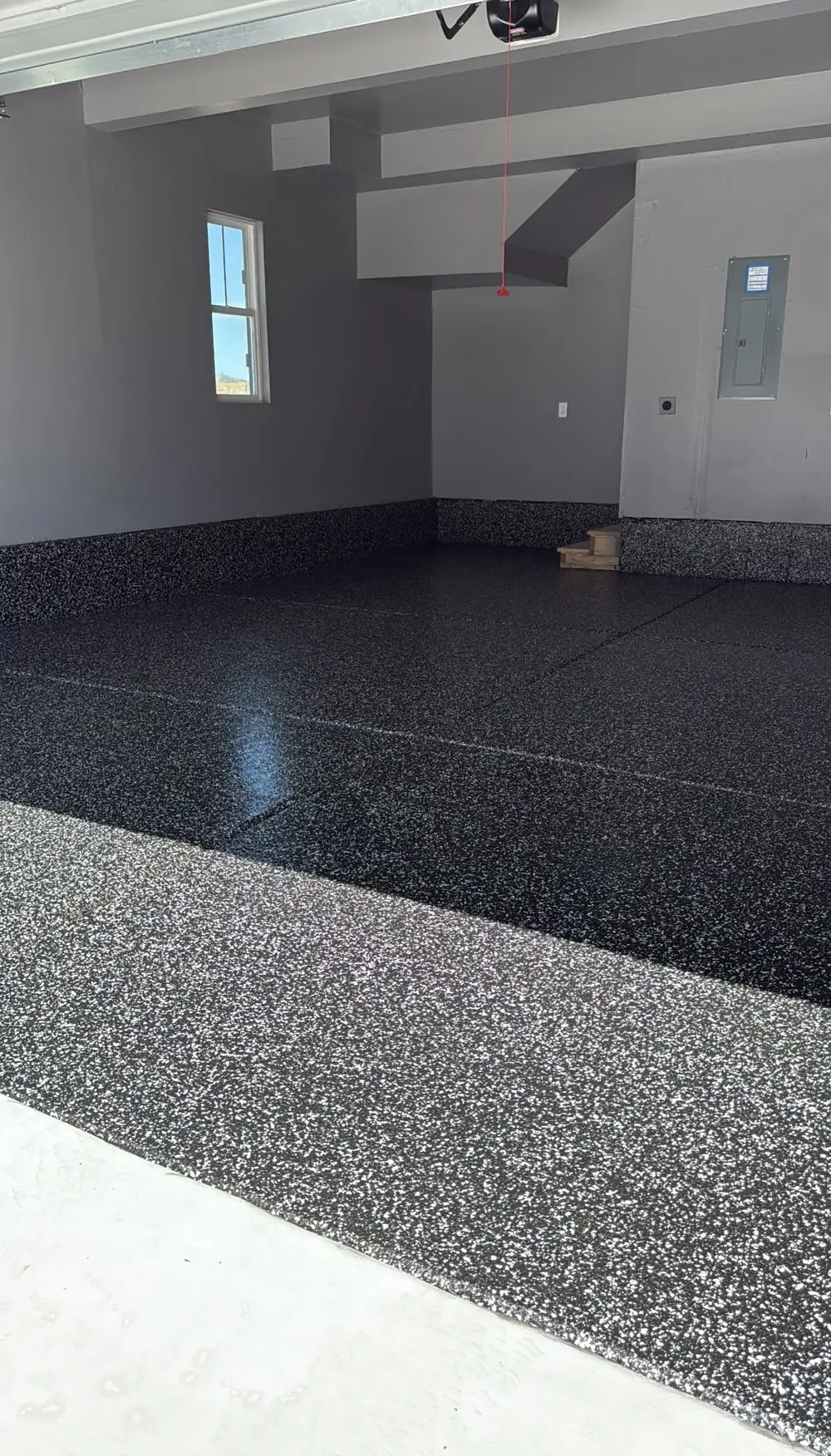Epoxy garage floor coating in Independence Oregon