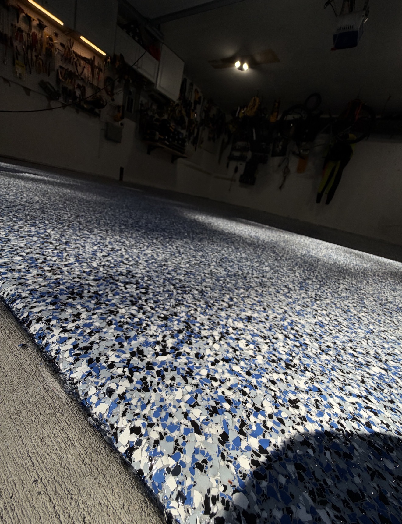 Flake epoxy garage floor Keizer Oregon
